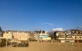 pavillon de la plage
